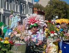 Бал цветов и Семейный бал украсили Благовещенск