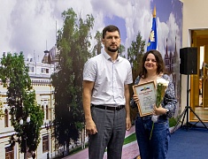 Накануне Дня работника торговли в Благовещенске чествовали руководителей, продавцов, менеджеров и официантов