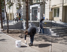 Общегородской субботник "Город берегу"