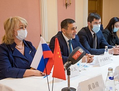 Мэр Благовещенска Олег Имамеев встретился с новым консулом КНР в Хабаровске