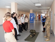 В школе №16 открыли месячник оборонно-массовой, военно-патриотической и спортивной работы