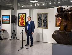 В Выставочном зале открылась персональная выставка Алексея Сидорова