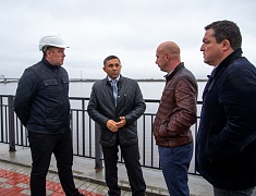 Мэр Благовещенска Олег Имамеев провел выездное рабочее совещание по строительству 10-го участка берегоукрепления набережной