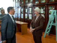 В Алексеевской гимназии вернули исторический облик холлу и кабинету биологии