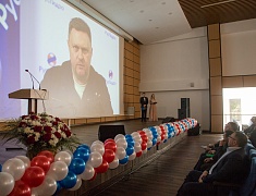 Мэр Благовещенска Олег Имамеев поздравил энергетиков с профессиональным праздником