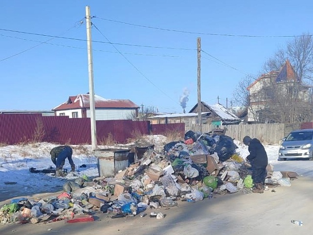 В благовещенском управлении ЖКХ назвали адреса, где опасно складируют золу и жидкие отходы