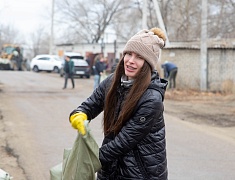 «Город берегу»: жители Благовещенска массово вышли на субботник