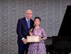 В Центральной детской школе искусств подвели итоги l Дальневосточного музыкального конкурса им. Марии Кнауф-Каминской в номинации «Фортепиано»