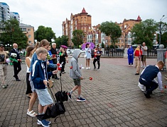 Больше 100 благовещенцев почтили память детей-жертв войны в Донбассе