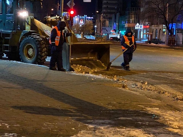 ГСТК приводит в порядок дороги Благовещенска каждый день