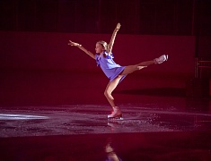 Юные благовещенские фигуристы представили программу «Помним сердцем», посвященную Дню Победы