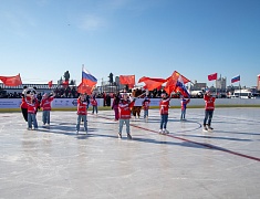 Соревнования по хоккею в рамках Международного российско-китайского фестиваля зимних видов спорта