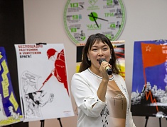 В Благовещенске открыли выставку ретро-плакатов 