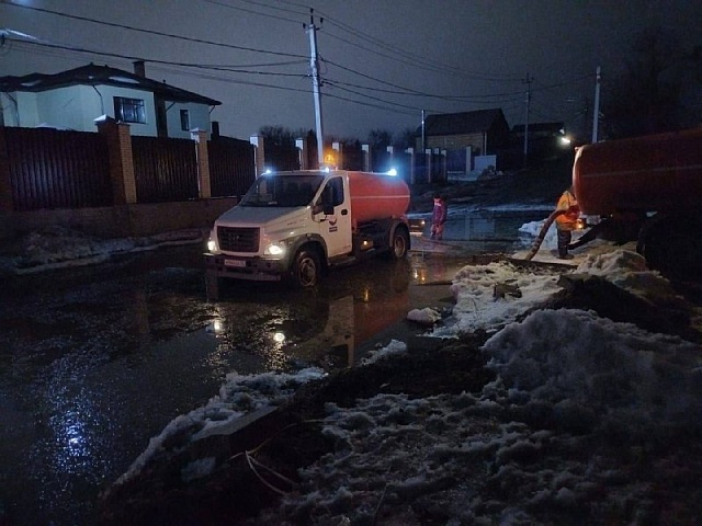 На каких улицах областного центра потрудились коммунальные службы в ночь с 23 на 24 марта? 