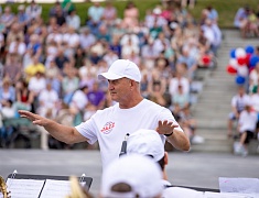 По Благовещенску прошел «Парад семей»