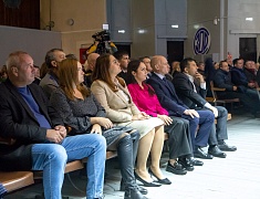 Мэр Благовещенска Олег Имамеев поздравил Судостроительный завод им. Октябрьской революции с юбилеем