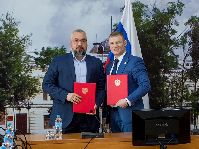 Благовещенск подружился с Серпуховым