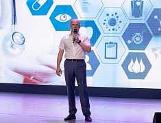 Мэр города Олег Имамеев поздравил медиков с их профессиональным праздником