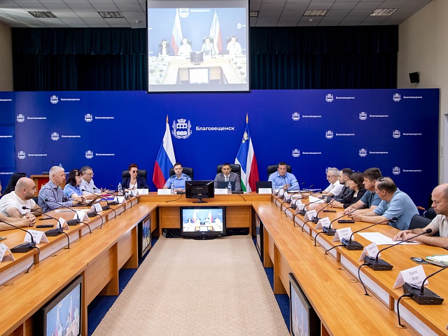 В администрации Благовещенска прошло расширенное совещание с городскими застройщиками