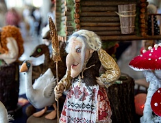 В Благовещенске впервые прошел Бал кукол