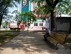 Мэр Благовещенска Олег Имамеев провел рабочее совещание по благоустройству сквера Приемыхова