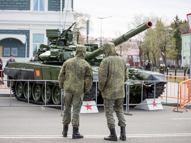 Выставка военной техники ДВОКУ в честь Дня Победы