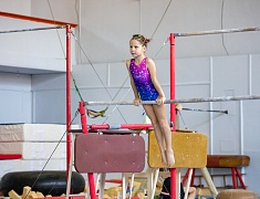 Чемпионат по спортивной гимнастике в Благовещенске посвятили герою СВО