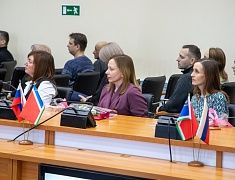  В Благовещенске чествовали работников бытового обслуживания населения