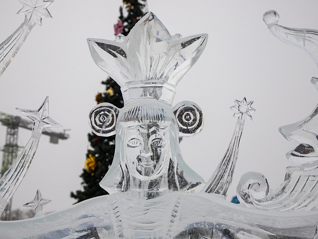 Библиотеки Благовещенска объявляют конкурс «Новогодний наряд – каждый празднику рад!»