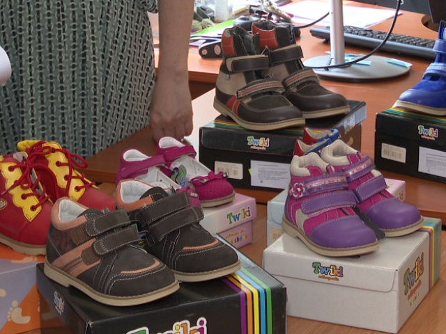 Благовещенцам объяснили, как правильно выбирать обувь