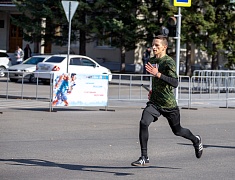В Благовещенске прошла эстафета памяти Григория Белоуса
