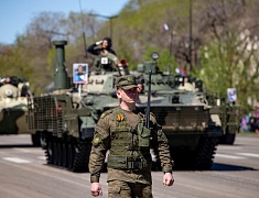 Торжественное прохождение войск Благовещенского гарнизона