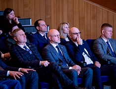 Мэр областного центра представил отчет о работе администрации