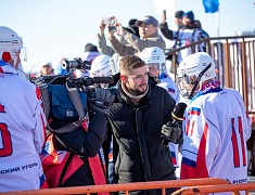 Соревнования по хоккею в рамках Международного российско-китайского фестиваля зимних видов спорта