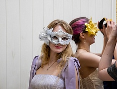 В Благовещенске в танце закружились более сотни студентов