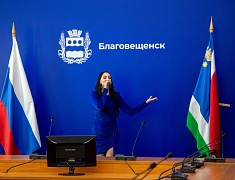 Благовещенск чествует работников торговли