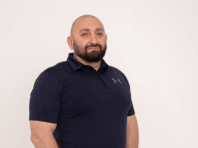 Рафик Оганнисян: «Я хочу видеть наш Благовещенск, в котором живет моя семья, уютным, комфортным, процветающим. И готов принимать в этом самое активное участие»