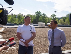 Рабочее совещание мэра Благовещенска Олега Имамеева по строительству умной спортивной площадки в Моховой пади