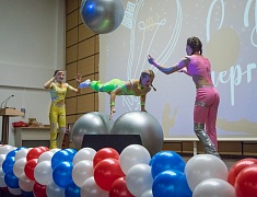 Мэр Благовещенска Олег Имамеев поздравил энергетиков с профессиональным праздником