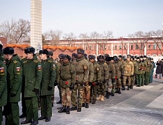В Благовещенске почтили память защитников Отечества