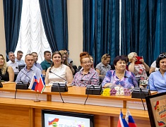 Накануне Дня работника торговли в Благовещенске чествовали руководителей, продавцов, менеджеров и официантов