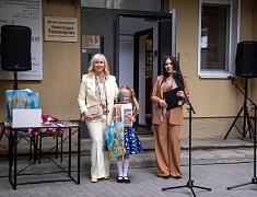 Выставка детских рисунков открылась в музее-мастерской имени Тихомирова в Благовещенске