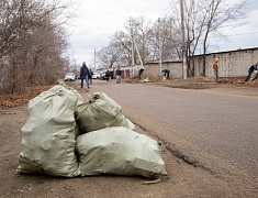 «Город берегу»: жители Благовещенска массово вышли на субботник