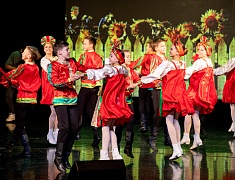 Елизавета Долженкова представила программу «Я люблю тебя, Россия»