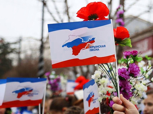 Благовещенцы присоединяются к празднованию 9-ой годовщины воссоединения Крыма с Россией