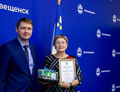 В Благовещенске подвели итоги конкурса на лучшее новогоднее оформление фасадов предприятий торговли и бытового обслуживания