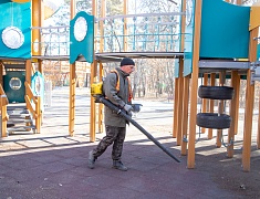 Мэр Благовещенска Олег Имамеев оценил готовность парков к открытию сезона