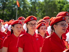 Цветы в память о подвиге советских солдат возложили в Благовещенске