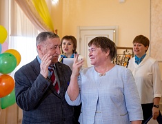 В Благовещенске чествовали золотых юбиляров супружеской жизни