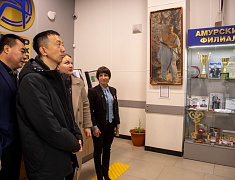 Делегация из Хэйхэ оценила, как развиваются спорт и ЗОЖ в Благовещенске